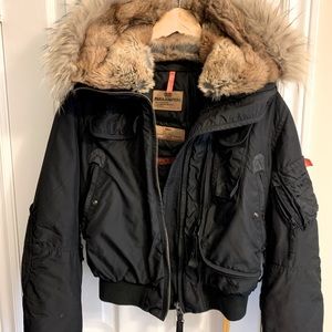 It's a warm and comfortable jumper that I haven't worn many times